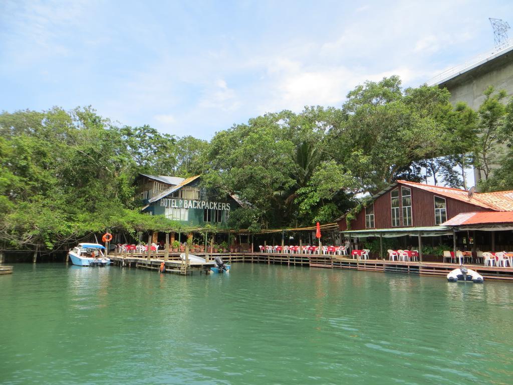 Hotel Y Restaurante Backpackers Rio Dulce Town Exteriér fotografie
